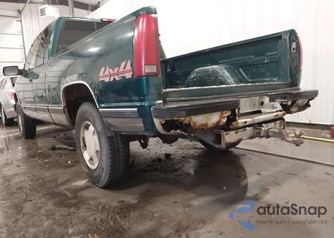 1997 Chevrolet K1500 Fleetside z USA, uszkodzony, nr VIN 2GCEK19R7V1260866